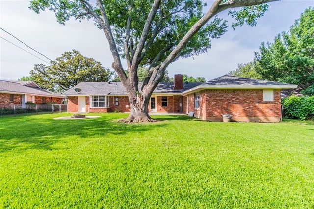 4320 Whitfield Avenue, Fort Worth, TX 76109