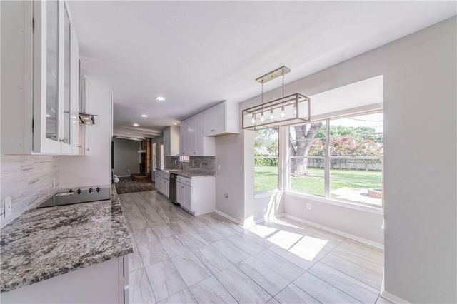 4320 Whitfield Avenue, Fort Worth, TX 76109