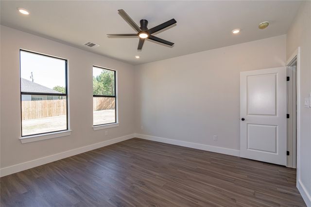 2213 Navasota Street, Granbury, TX 76048