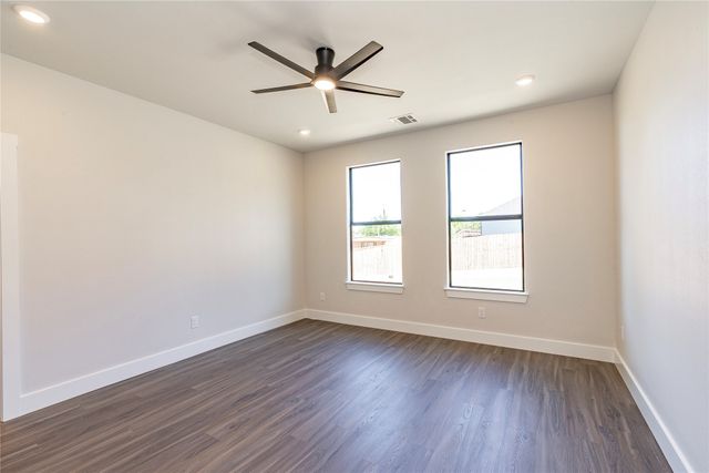 2213 Navasota Street, Granbury, TX 76048