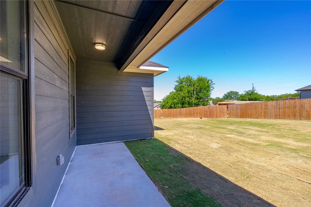 2213 Navasota Street, Granbury, TX 76048