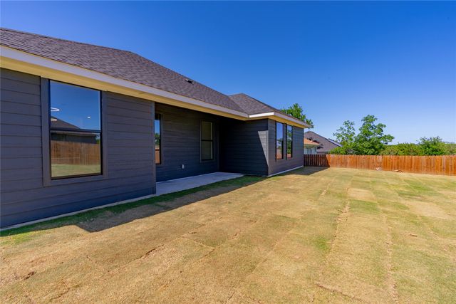 2213 Navasota Street, Granbury, TX 76048