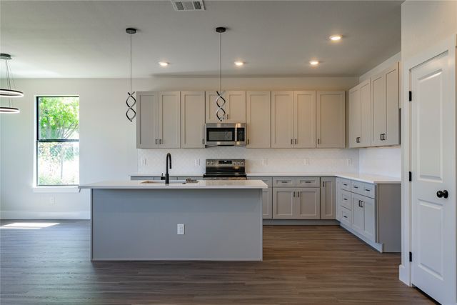 2213 Navasota Street, Granbury, TX 76048