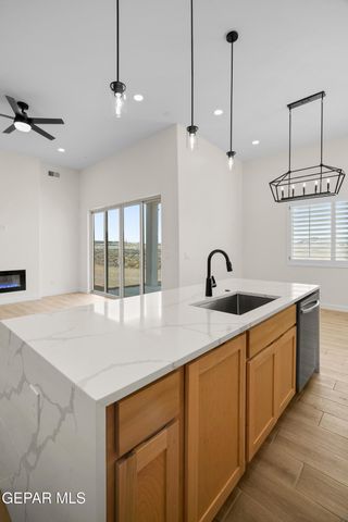 608 Bluegruff Street, Horizon City, TX 79928