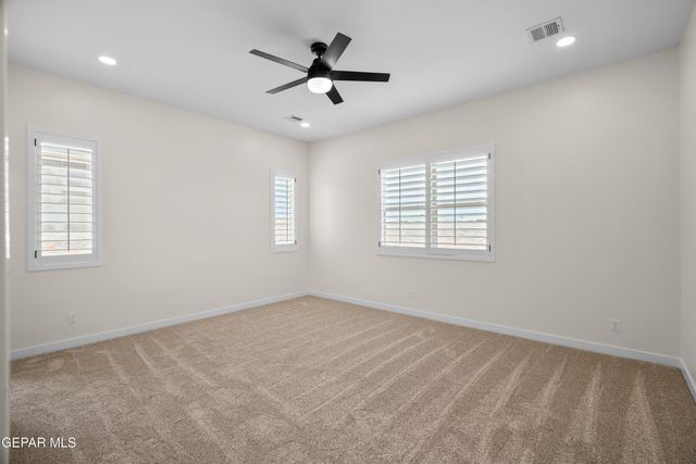 608 Bluegruff Street, Horizon City, TX 79928