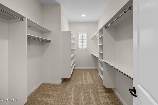 608 Bluegruff Street, Horizon City, TX 79928