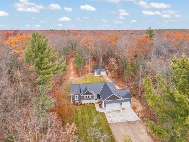 4468 Duck Lake Road, Fruitland Twp, MI 49461