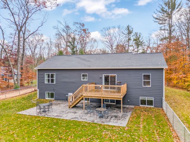 4468 Duck Lake Road, Fruitland Twp, MI 49461