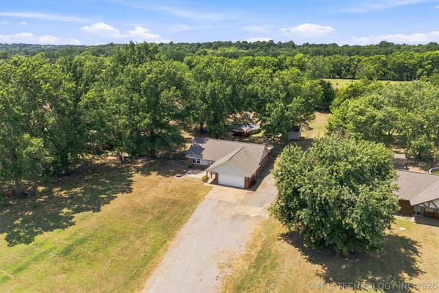 18136 S 4150 Road, Claremore, OK 74017