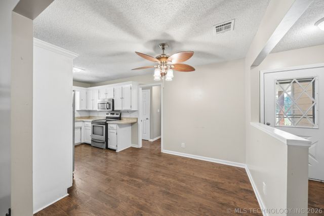 18136 S 4150 Road, Claremore, OK 74017