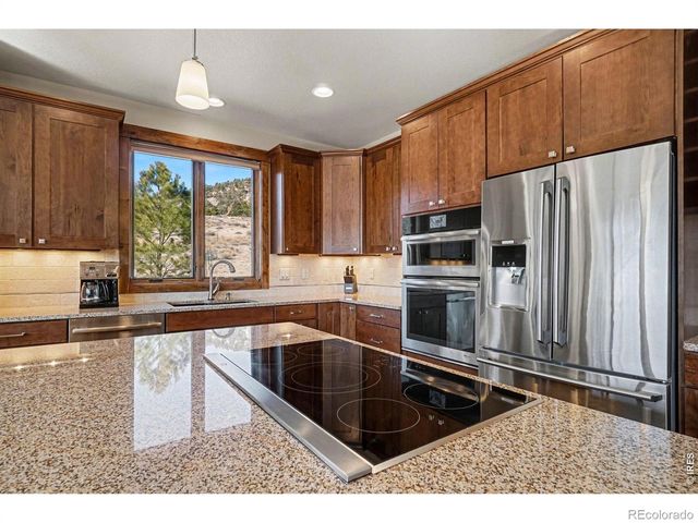 285 Indian Trail, Estes Park, CO 80517