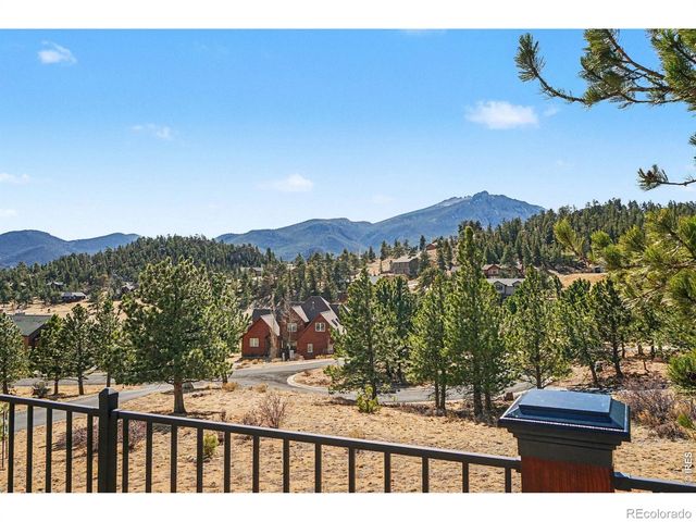 285 Indian Trail, Estes Park, CO 80517