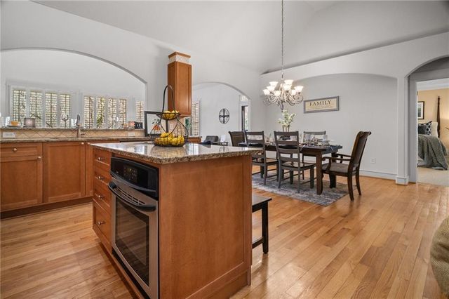 216 Crescent Moon Way, Canton, GA 30114