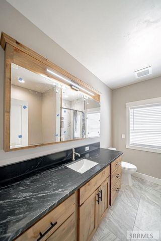 1618 Tide Pool Drive, Idaho Falls, ID 83404
