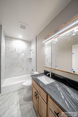 1618 Tide Pool Drive, Idaho Falls, ID 83404