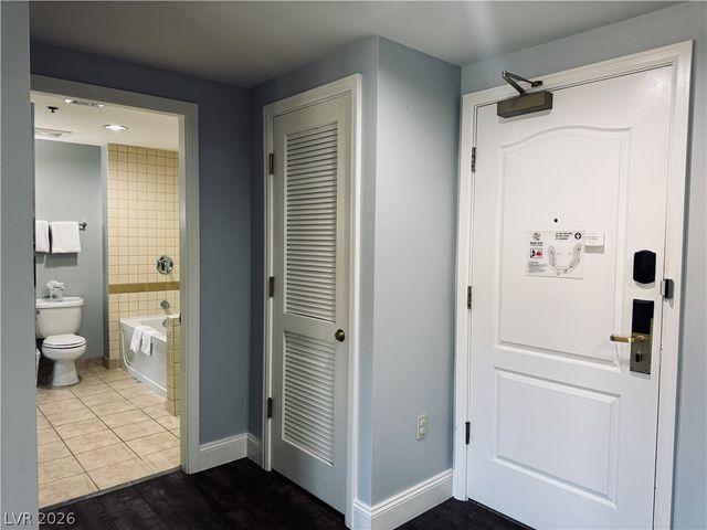 30 Strada Di Villaggio 619, Henderson, NV 89011