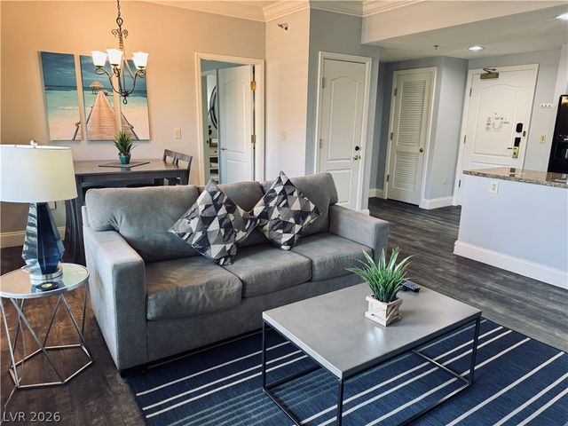 30 Strada Di Villaggio 619, Henderson, NV 89011