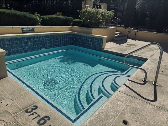 30 Strada Di Villaggio 619, Henderson, NV 89011