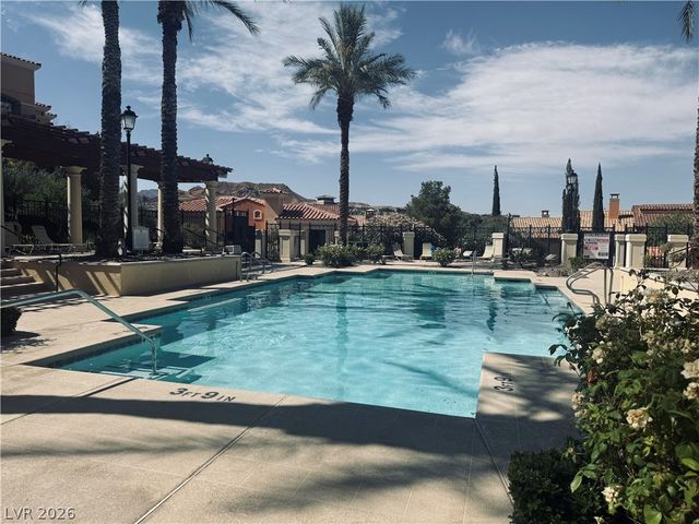 30 Strada Di Villaggio 619, Henderson, NV 89011