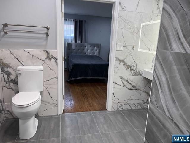 16-37 Parmelee Avenue, Fair Lawn, NJ 07410