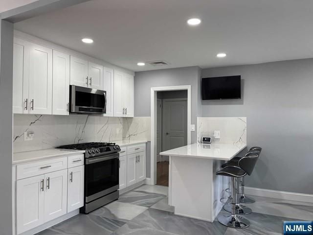 16-37 Parmelee Avenue, Fair Lawn, NJ 07410