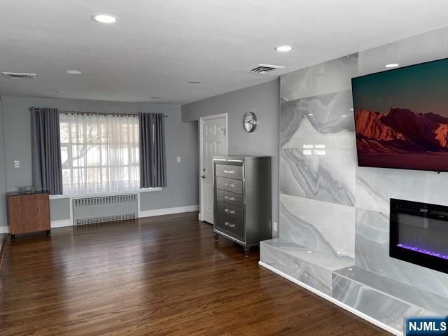 16-37 Parmelee Avenue, Fair Lawn, NJ 07410