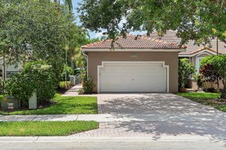 2901 E Aragon Boulevard 1, Sunrise, FL 33313