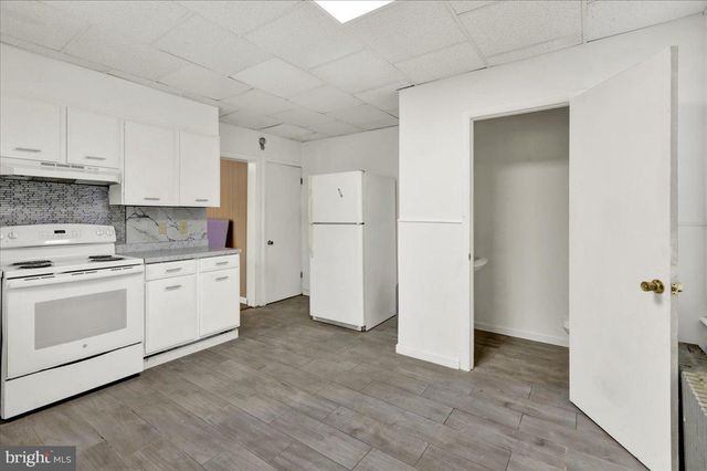 1652 W NORWEGIAN ST, Pottsville, PA 17901