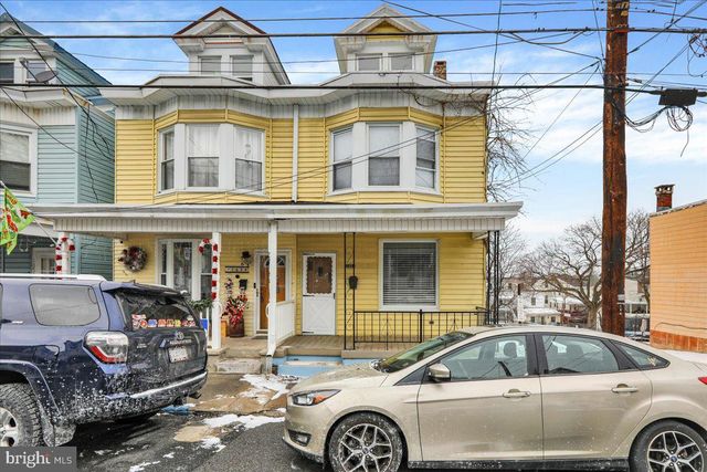 1652 W NORWEGIAN ST, Pottsville, PA 17901