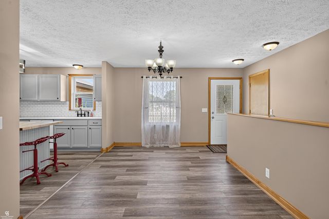 5077 N Belsay Road, Flint, MI 48506