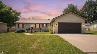 5077 N Belsay Road, Flint, MI 48506