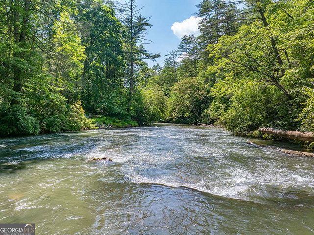124R Red Oak Trail, East Ellijay, GA 30540