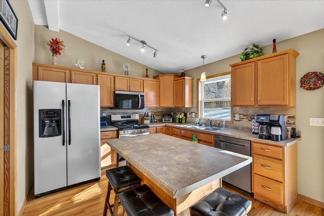 1351 Cumberland Drive, Edgerton, WI 53534