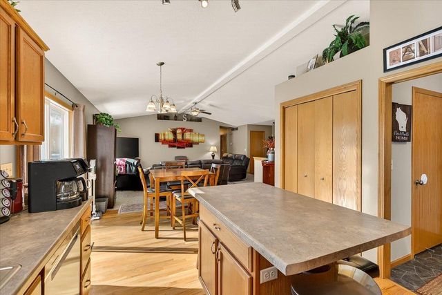 1351 Cumberland Drive, Edgerton, WI 53534