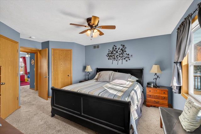 1351 Cumberland Drive, Edgerton, WI 53534