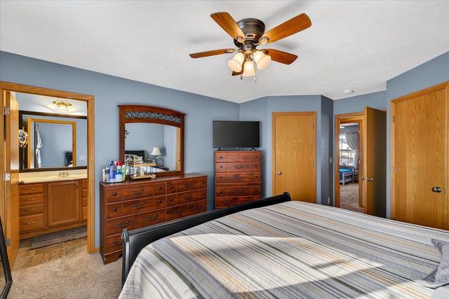 1351 Cumberland Drive, Edgerton, WI 53534