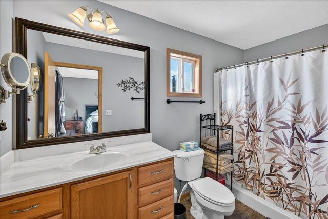 1351 Cumberland Drive, Edgerton, WI 53534