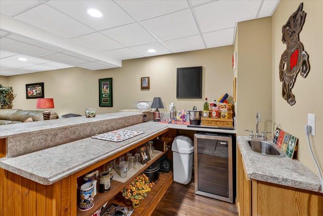 1351 Cumberland Drive, Edgerton, WI 53534