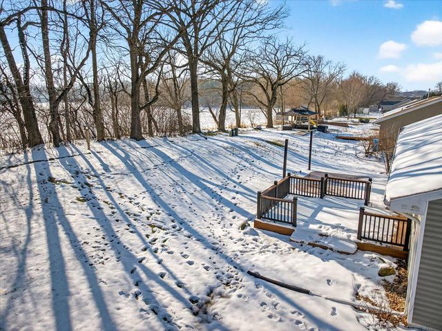 1351 Cumberland Drive, Edgerton, WI 53534