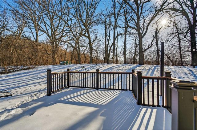 1351 Cumberland Drive, Edgerton, WI 53534