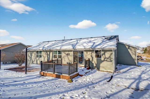 1351 Cumberland Drive, Edgerton, WI 53534