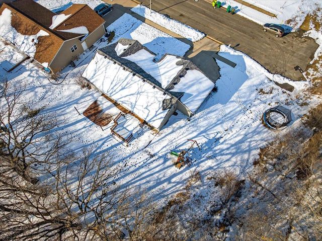 1351 Cumberland Drive, Edgerton, WI 53534