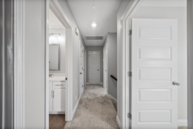 3048 Core Dr, Clarksville, TN 37040