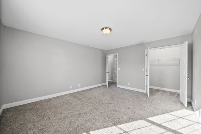 3048 Core Dr, Clarksville, TN 37040