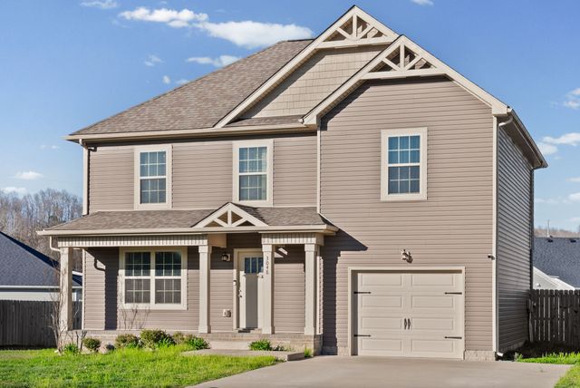 3048 Core Dr, Clarksville, TN 37040