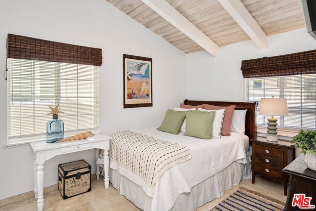 213 Via Cordova, Newport Beach, CA 92663