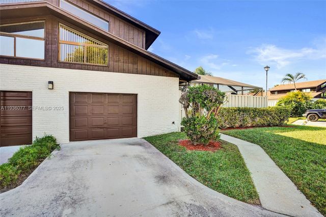 9569 Boca Gardens Parkway B, Boca Raton, FL 33496