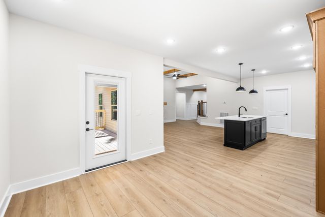 140 Honeysuckle Drive, Rock Spring, GA 30739