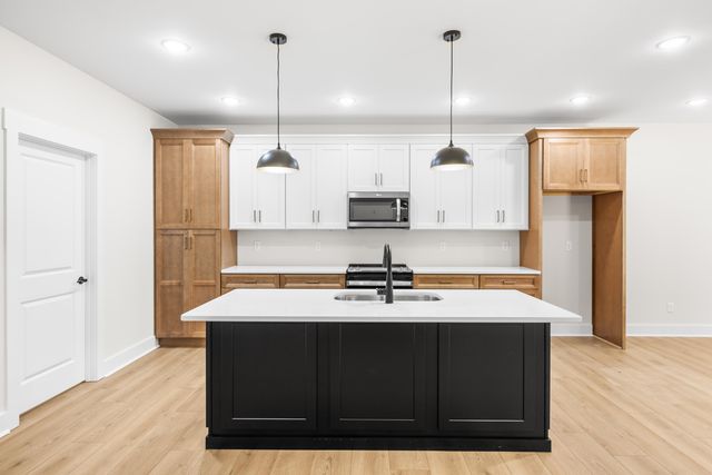 140 Honeysuckle Drive, Rock Spring, GA 30739