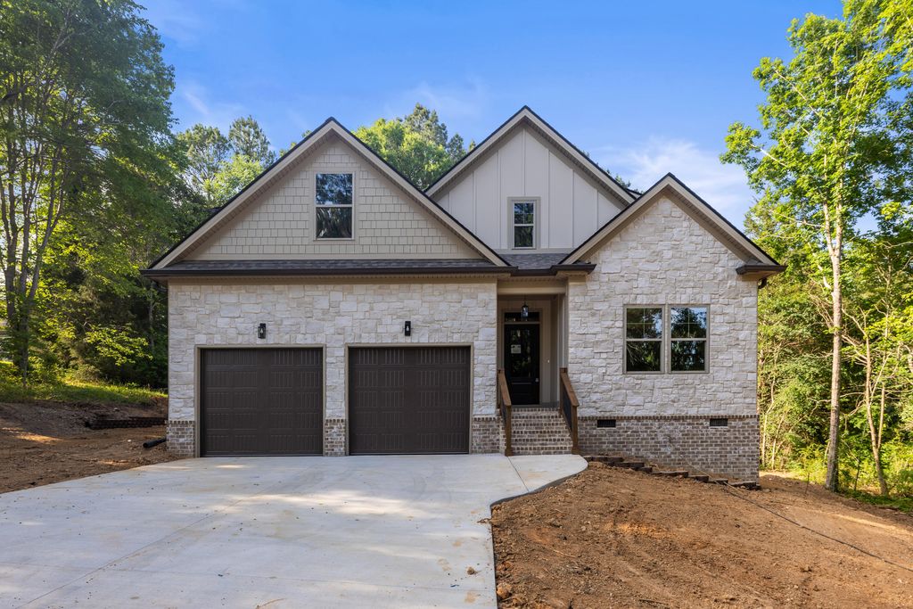 140 Honeysuckle Drive, Rock Spring, GA 30739